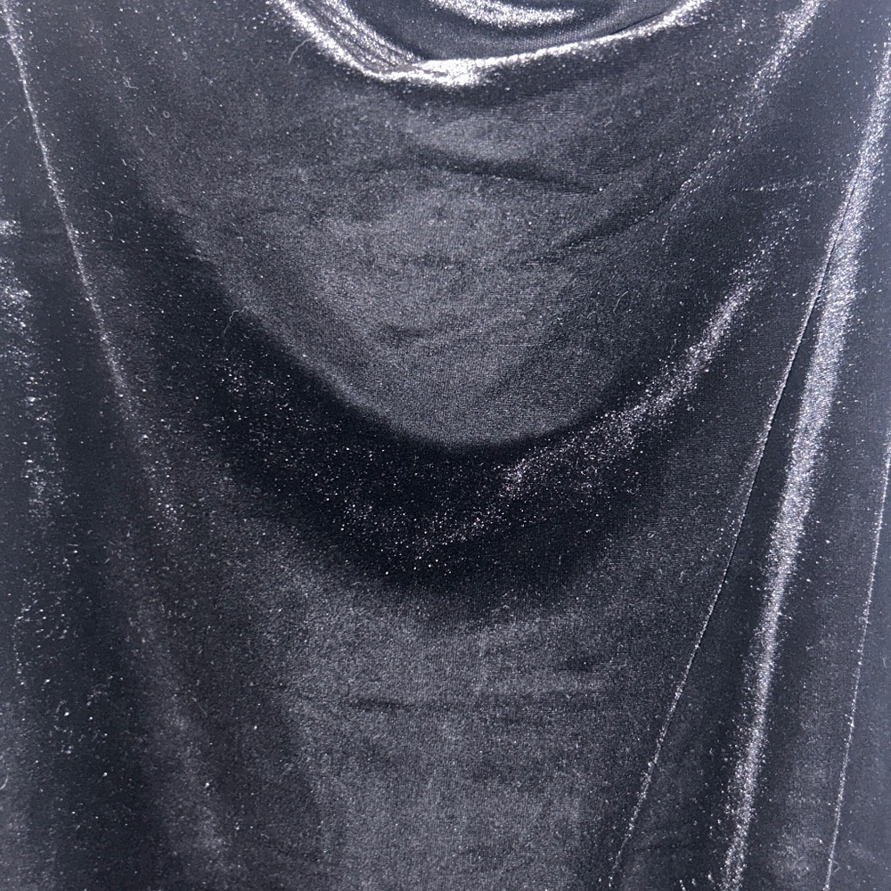 Tuckernuck, Large, Black Velvet - Picture 5 of 5